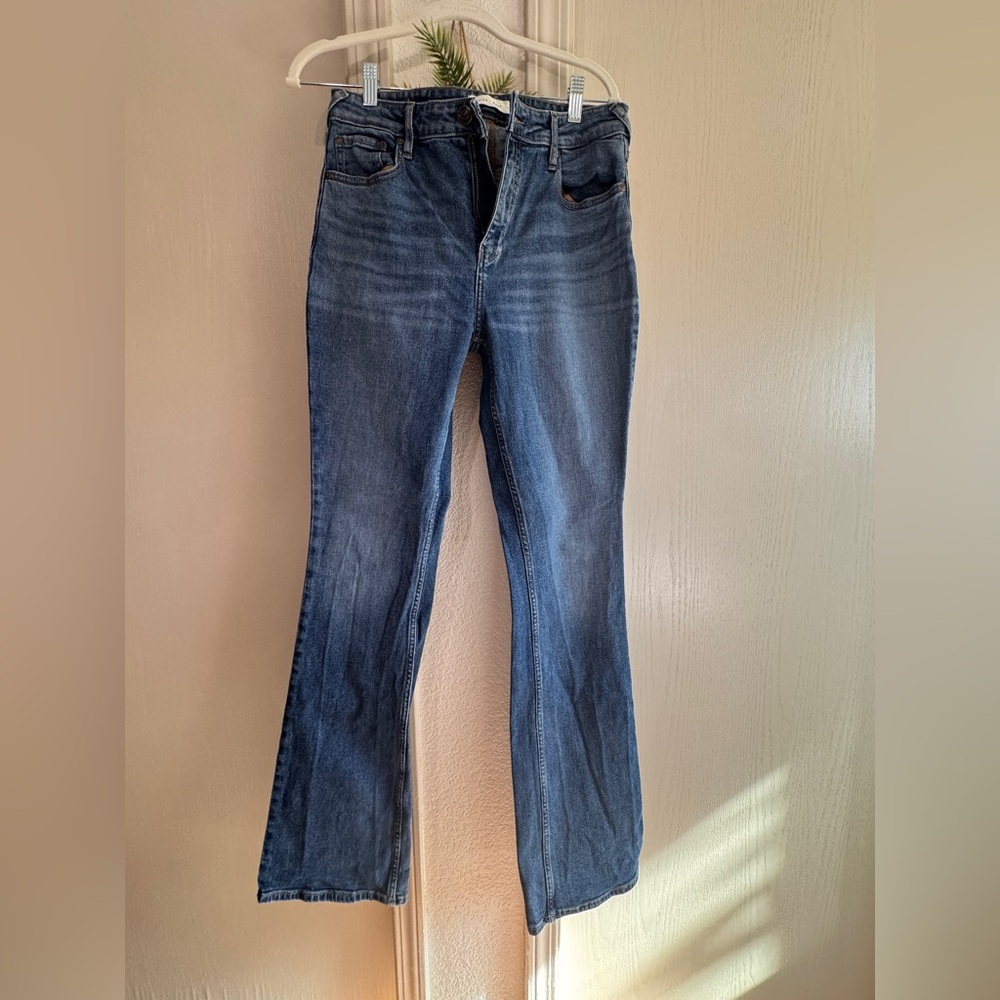High-Rise Wide Leg Jeans in Dark Blue Wash